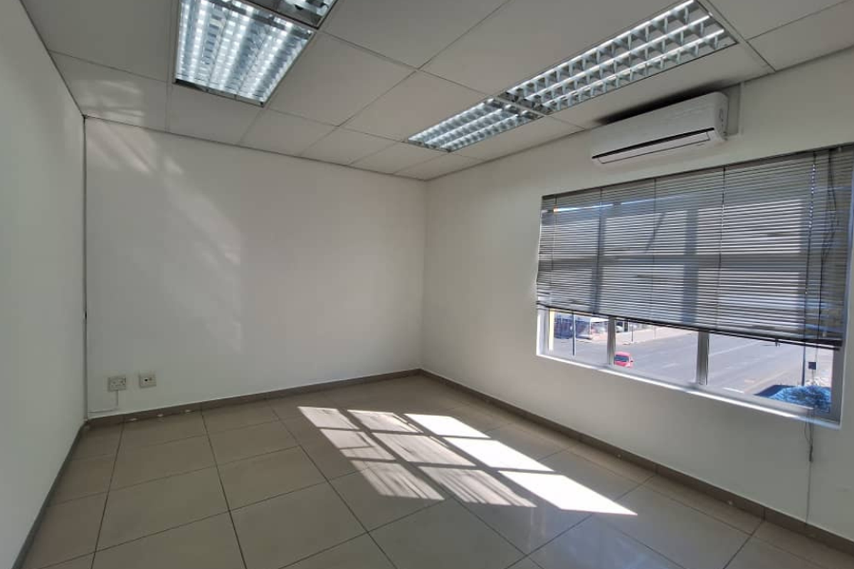 FOR SALE | PARADIGM OFFICE BLOCK, CBD - Photo 4