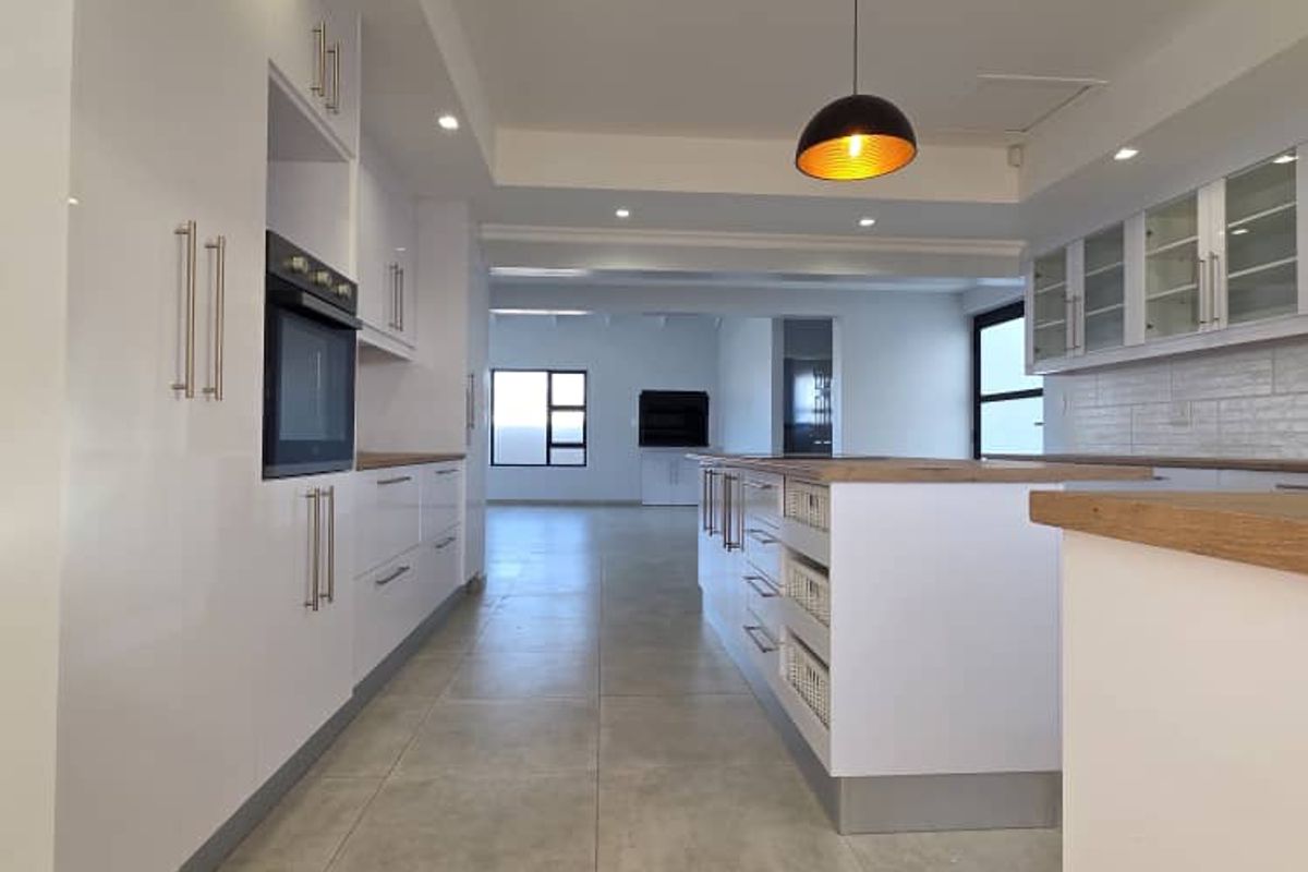 Brand New Three Bedroom Family Home For Sale - Photo 4