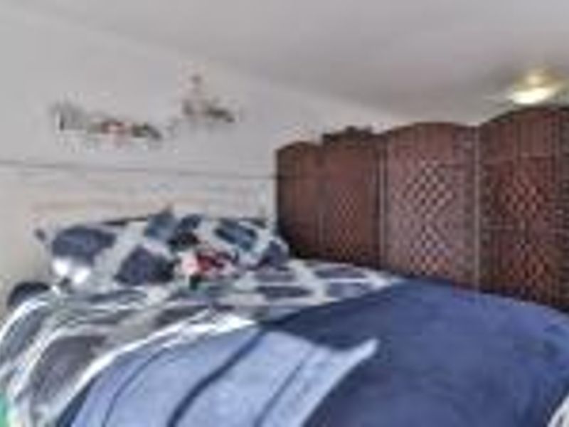Beautiful 1 Bedroom Apartment for Sale in Secure Complex - Photo 10