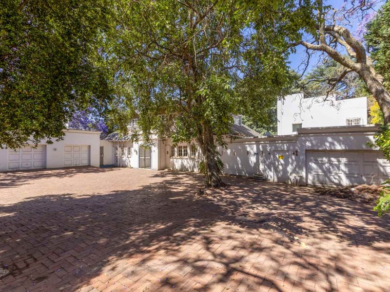 CALLING ALL DEVELOPERS - PRIME PIECE OF LAND IN THE HEART OF MELROSE - Photo 5