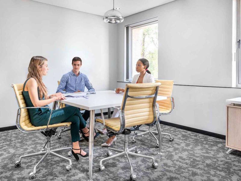 Beautifully designed open plan office space for 10 persons in Spaces Rivonia. - Photo 6