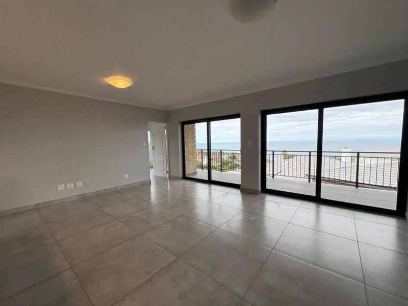 Stunning Newly Built 5 Bedroom Face Brick House with Ocean Views in Dana Bay - Photo 7