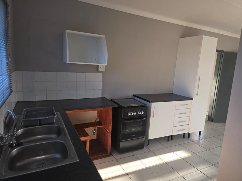 1-Bedroom Apartment to Rent | Hoedspruit Town Centre - Photo 5