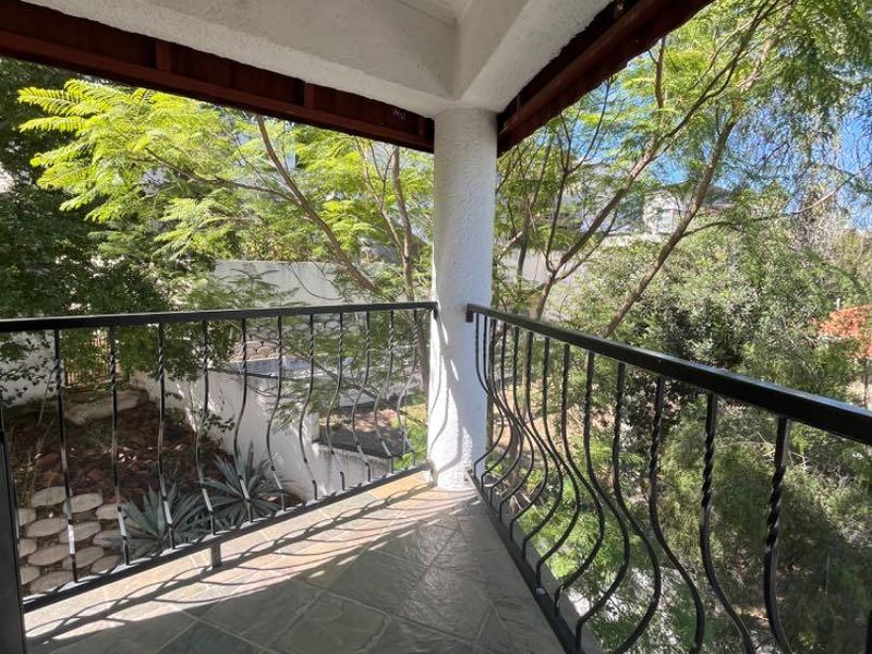🏡 LUXURY HILL HOME & VACANT LAND | KLEIN WINDHOEK For Sale❗️ N$ 10,500,000 | Excl. costs - Photo 7