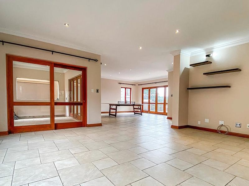 Expansive Luxury Living with Breathtaking Elevated Views - Photo 8