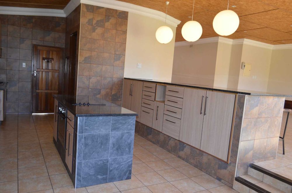Okahandja, Kitchen with Pantry