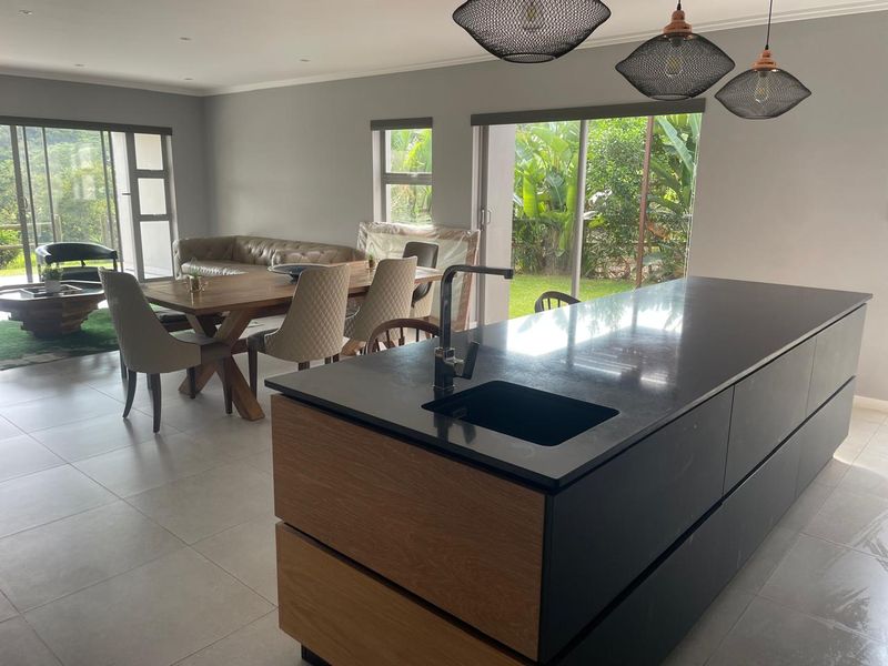 Beautiful Cluster for Sale in Palm Lakes Estate - Photo 8