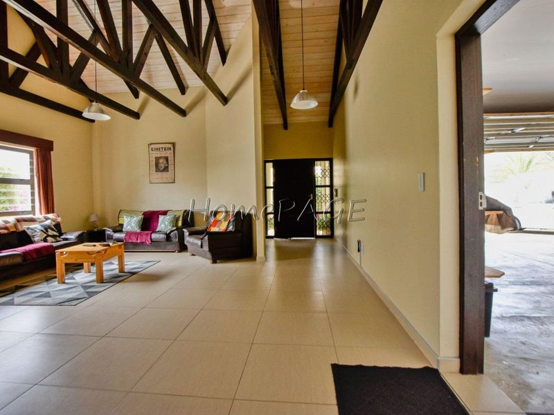 Ext 15, Swakopmund:  Attractive 3 Bedr home is for sale - Photo 8