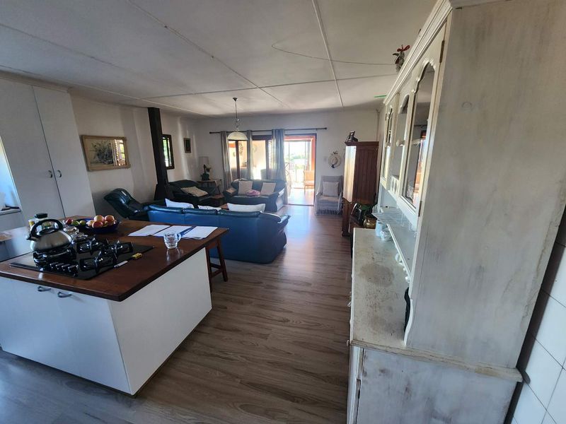 NEAT WELL MAINTAINED WELL LOCATED SMALLHOLDING - Photo 6