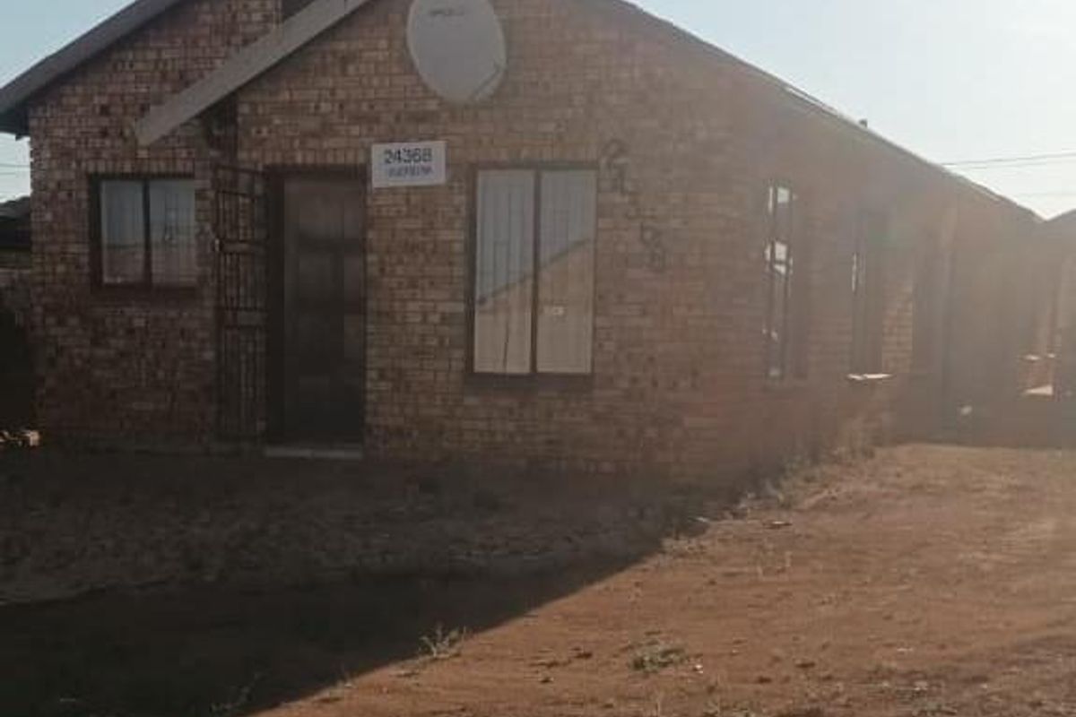 3 Bedroomed house with plenty of space for building!!!! - Photo 2