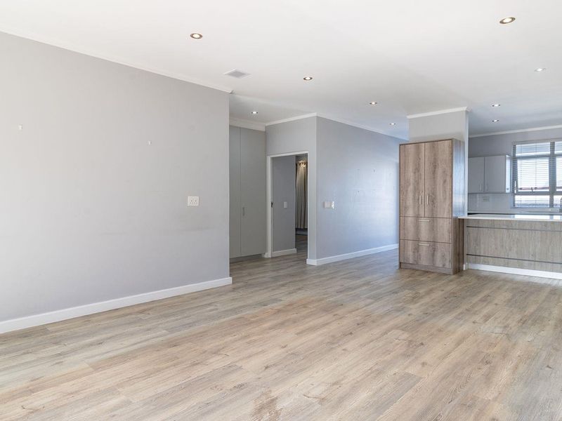 Effortless Living & Peace of Mind in De Plattekloof Lifestyle Estate - Photo 7