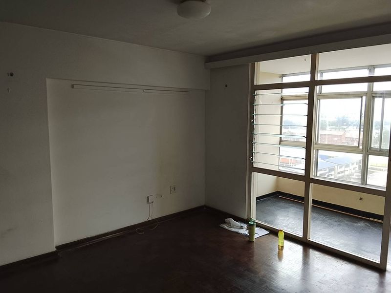 🌊 Rare Find in North Beach – Sea-Side Living with Iconic Stadium Views! 🌊 - Photo 6