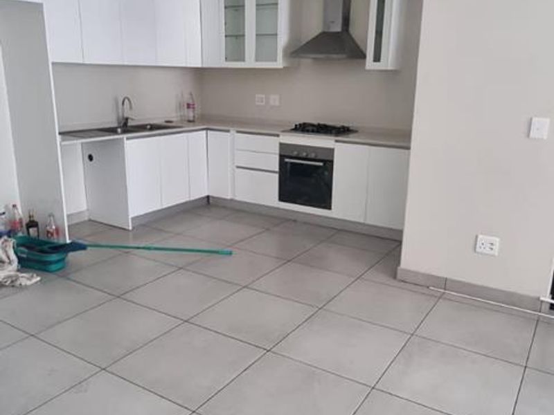 One Bedroom Apartment For Rent - Photo 3