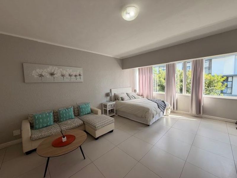 Spacious furnished STUDIO apartment with large shower, street parking - Photo 4