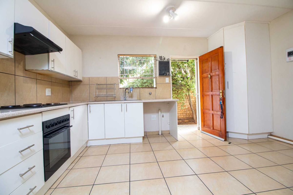 Great value plus solar - Photo 4