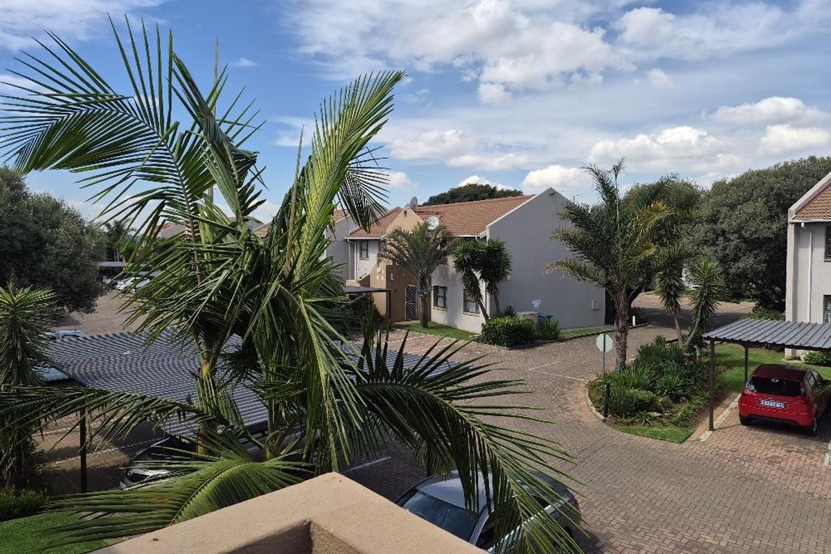 Neat two beds apartment - Photo 3