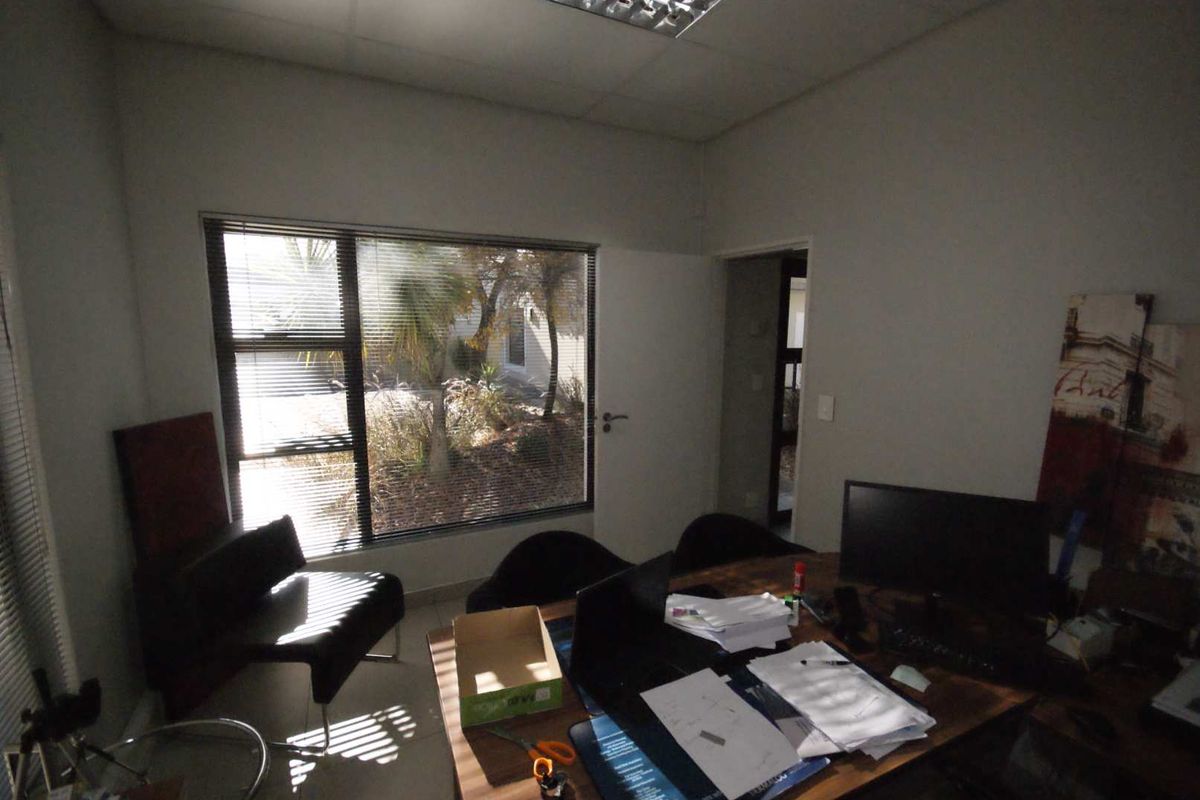 Office Space Klein Windhoek - Photo 3