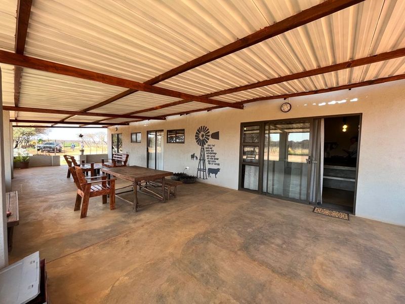 217 Hectares of Peaceful Living - Photo 9