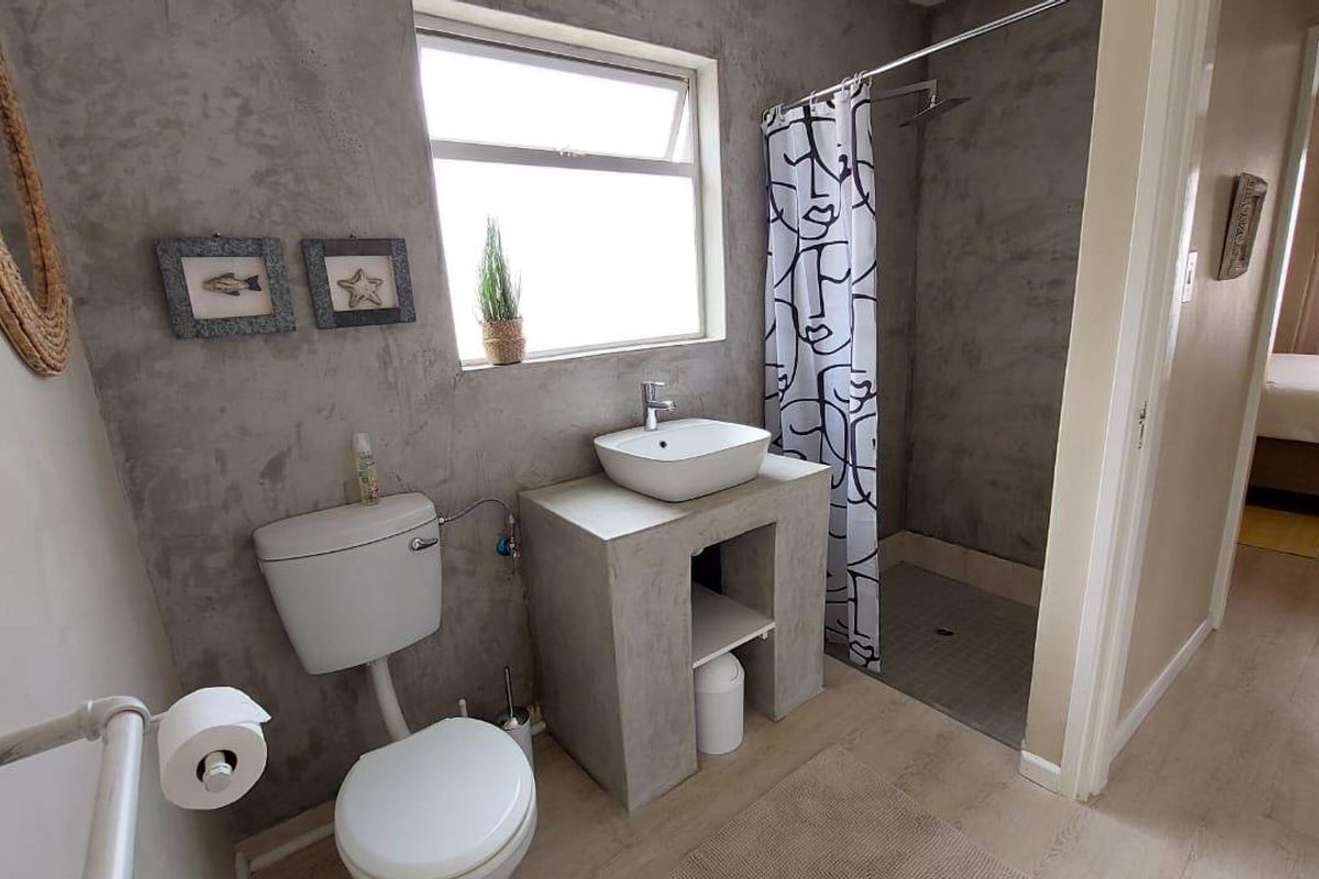 FOR RENT:  AVAILABLE AS FROM 8 APRIL 2026 - SPACIOUS & VERSATILE 4-BEDROOM HOME, VINETA , SWAKOPMUND - Photo 5