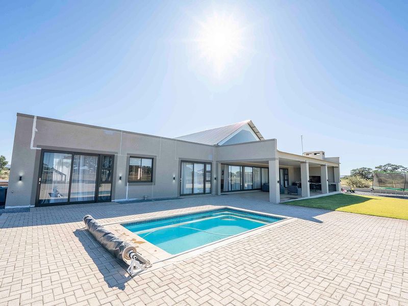 Modern and bright 3 Bedroom house Omeya Golf Estate - Photo 9