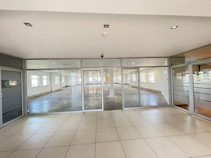 Property #2507976, Retail Rental Monthly in Mount Edgecombe Central