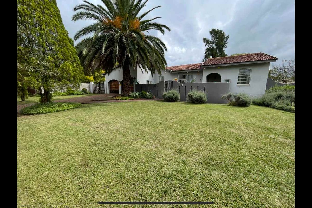 5 Bedroom Spacious Family Home - Photo 3