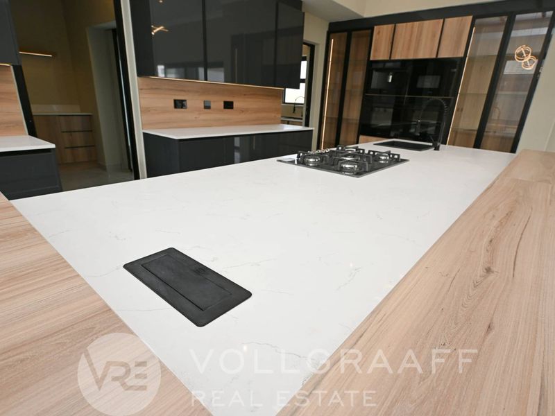 Smart Living on the Edge of the Dunes - Photo 7