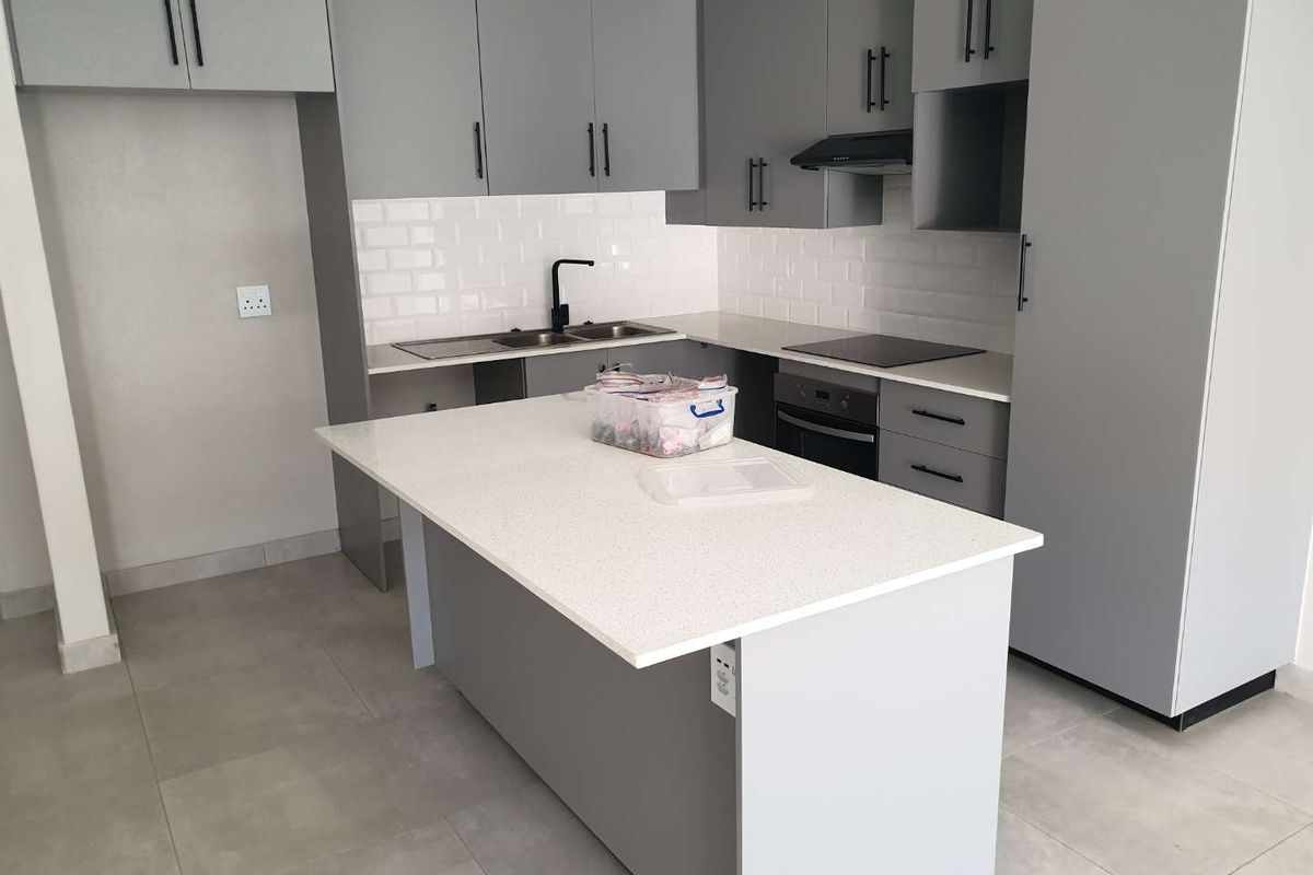 Experience Unmatched Luxury in Our New Rental Apartment Complex - Photo 4