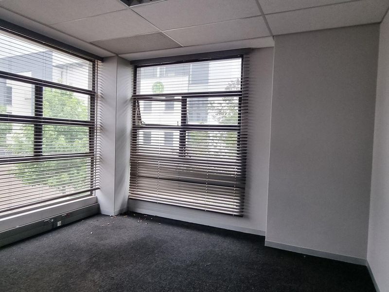 1 190m2 Louwlardia Centurion Office To Let - Photo 8