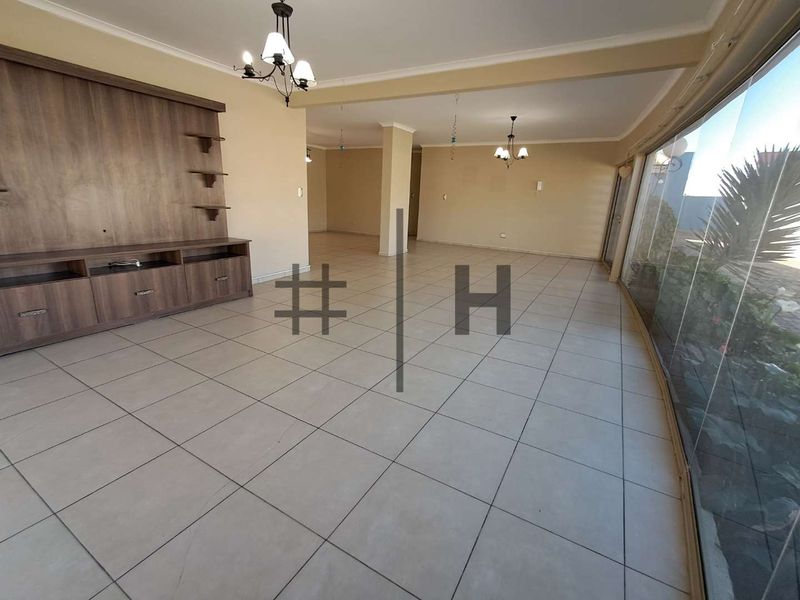 House for RENT - Photo 1