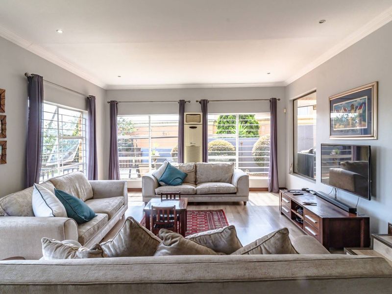 Spacious Five‐Bedroom Residence Offering Ample Family Living and Perfect for Entertainment - Photo 1