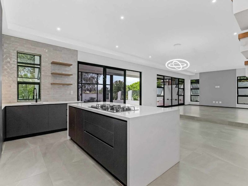 4 Bedroom House for Sale in Helderfontein Estate - Photo 6