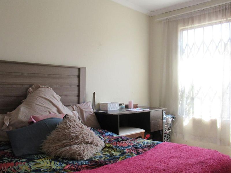 3 Bedroom House for sale in Alveda - Photo 9