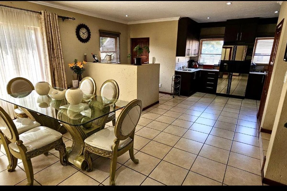 Modern Family Living in a Secure Six-Unit Complex – Don’t Miss This Gem! - Photo 4