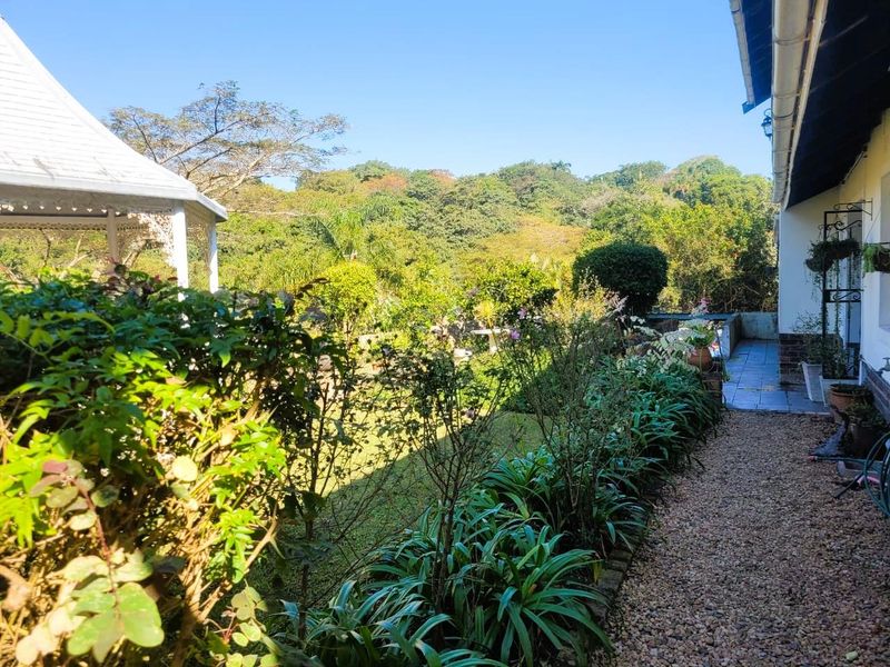 Charming Double-Volume 2-Bedroom Home with Study – Available to Rent - Photo 10