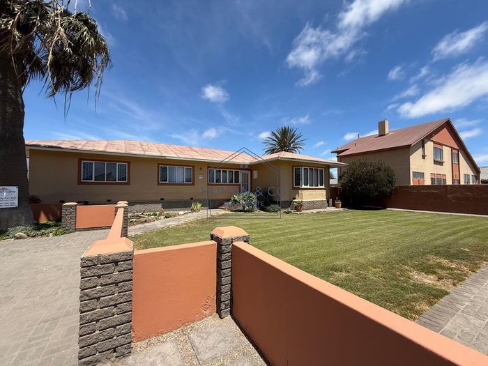 Property #2473745, Vacant Land Commercial Pending Sale in Walvis Bay Central