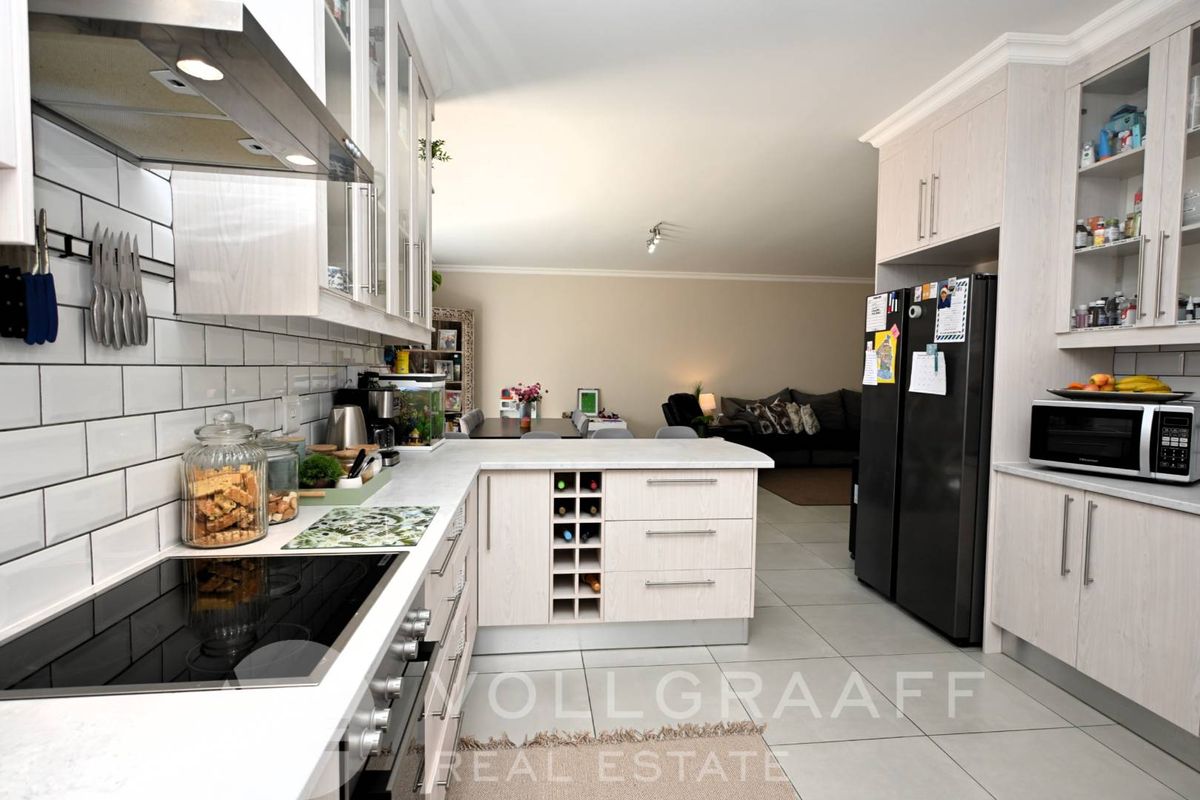 Spacious Three Bedroom Townhouse For Sale in Swakopmund Extension 39 - Photo 3
