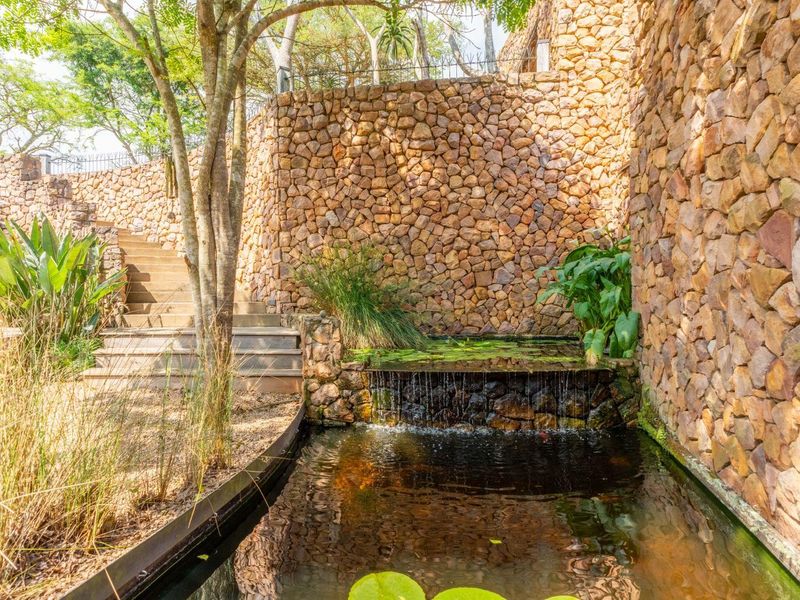 Exclusive 3-Bedroom Luxury Home in Phezulu Safari Estate - Photo 10