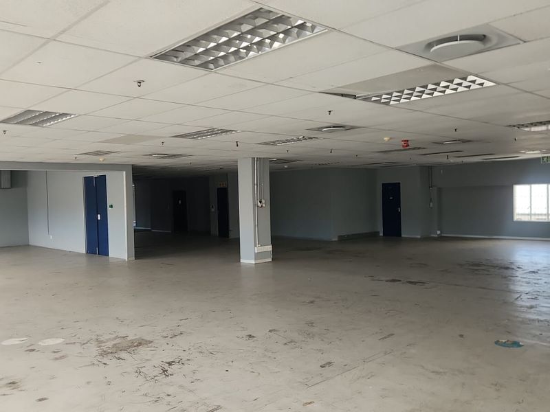 Commercial Property to let in Pinetown - Photo 3
