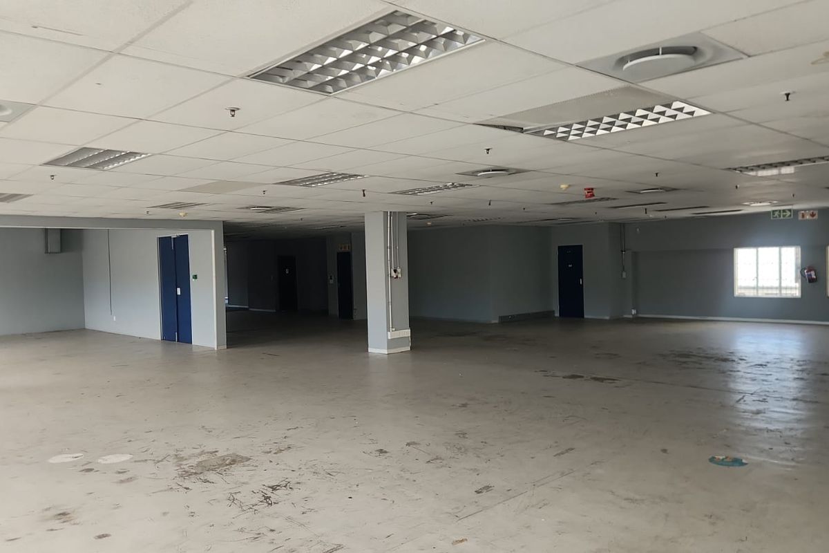 Commercial Property to let in Pinetown - Photo 3