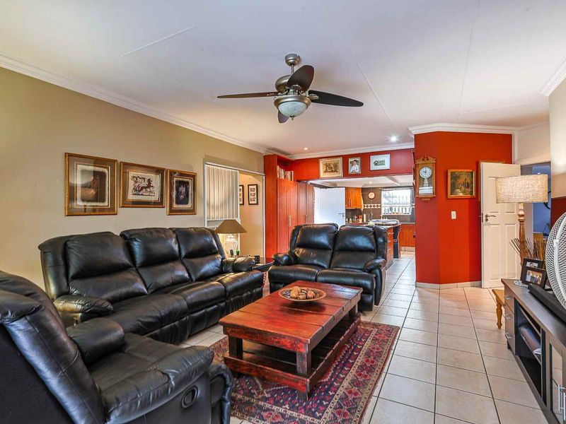 Investor’s Dream: Multi-Unit Property with Strong Rental Returns. - Photo 6