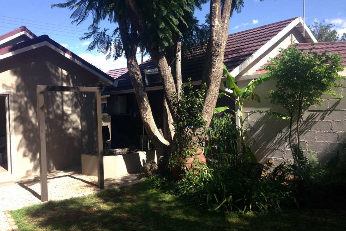 Modern Family Home Okahandja - Photo 5