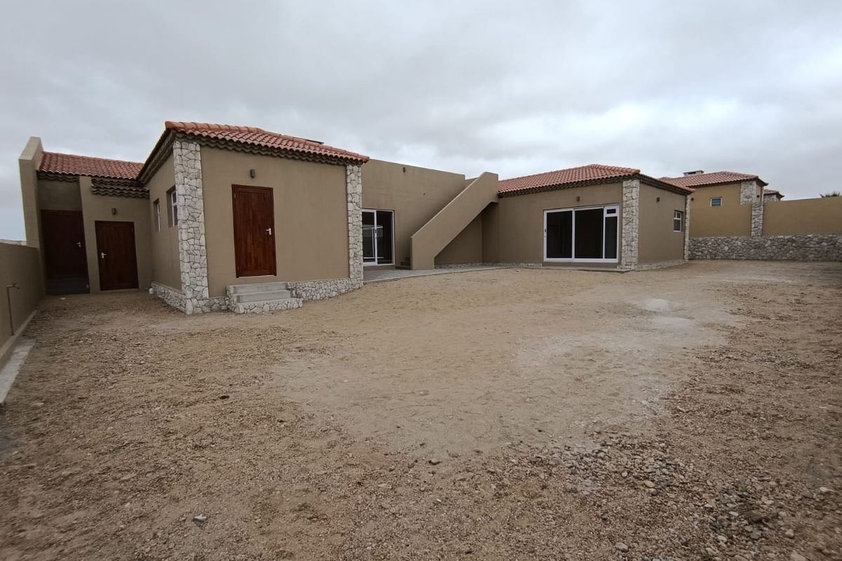 NEW 3-Bedroom U-Shaped Home | Rossmund, Swakopmund - Photo 2