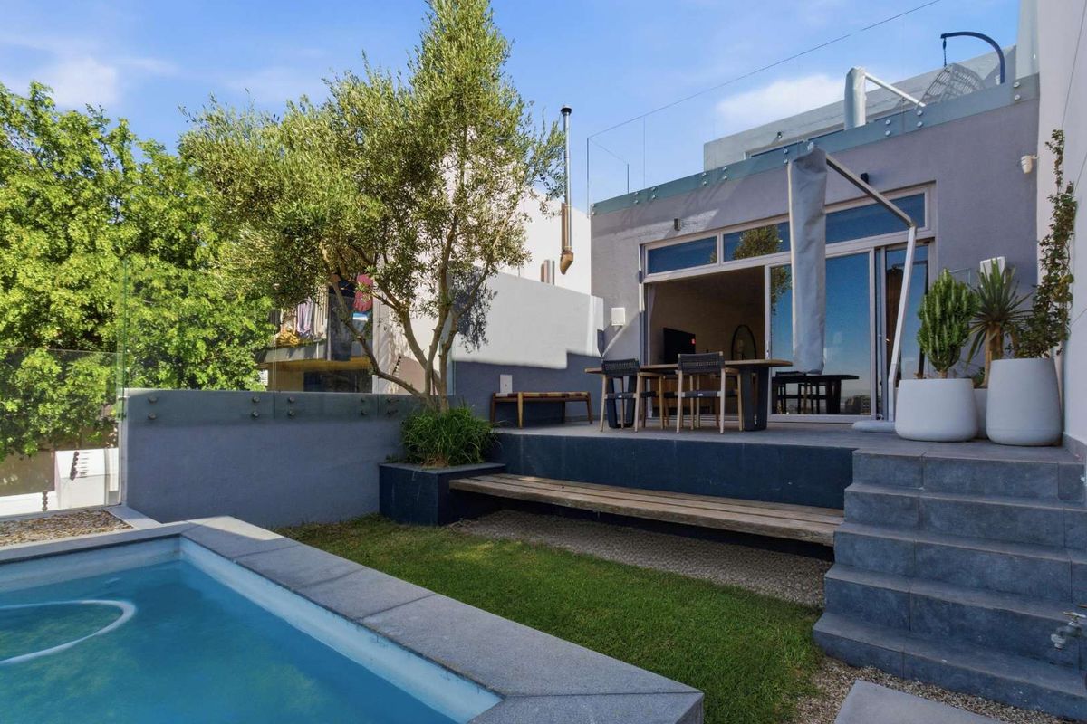 Tranquil Oasis in de Waterkant with views, privacy and pool - Photo 3