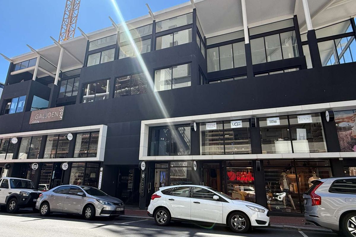 330m2 double volume space ideal for restaurant, wellness, or creatives to let in Gardens - Photo 4