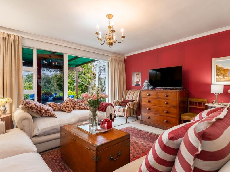 Bouganvillea Cottage - This one deserves to be seen! - Photo 5
