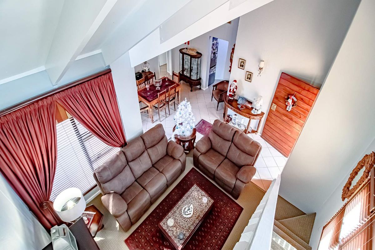 DOWNSIZING!!!! - Photo 5