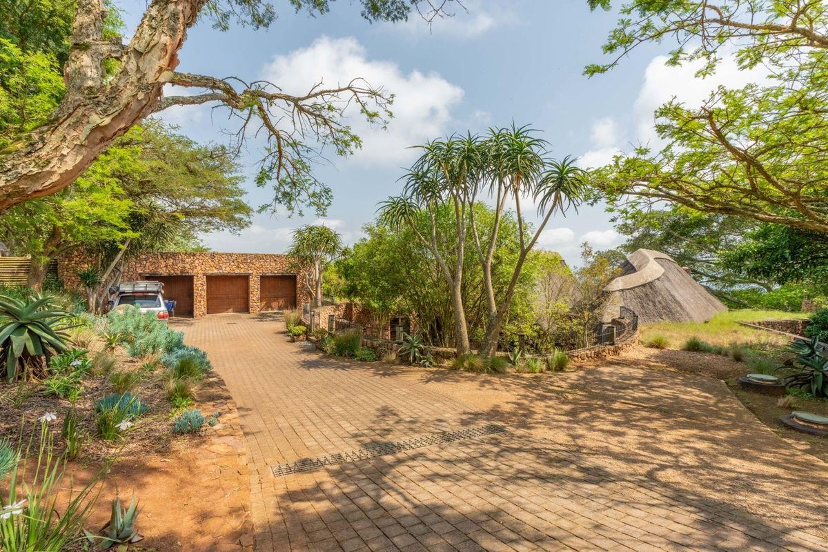 Exclusive 3-Bedroom Luxury Home in Phezulu Safari Estate - Photo 4