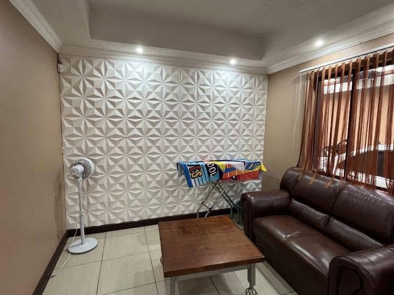 Double Storey House For Sale - Photo 4