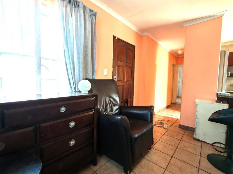 9 Bedroom  House for Sale in Cosmo City - Photo 7